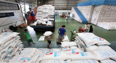 Giá gạo Philippines cao ngất ngưởng